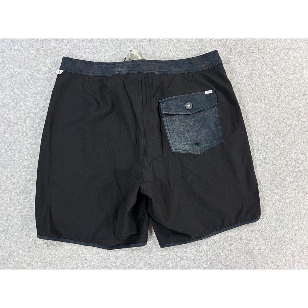 Vuori KORE Unlined Training Workout Outdoor Shorts (Men's 34) Black - 7" - Picture 11 of 11